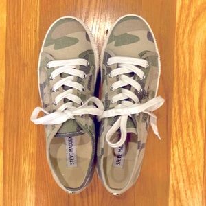 Steve Madden Emmi platform sneakers
